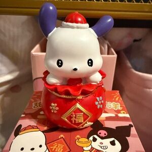 🆕 Sanrio Lucky Pochacco figurine
